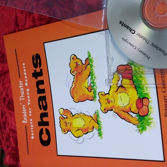 Readers' Theaters Chants 4 books w/ CD. ( 2 sets available) - Picture 2 of 8